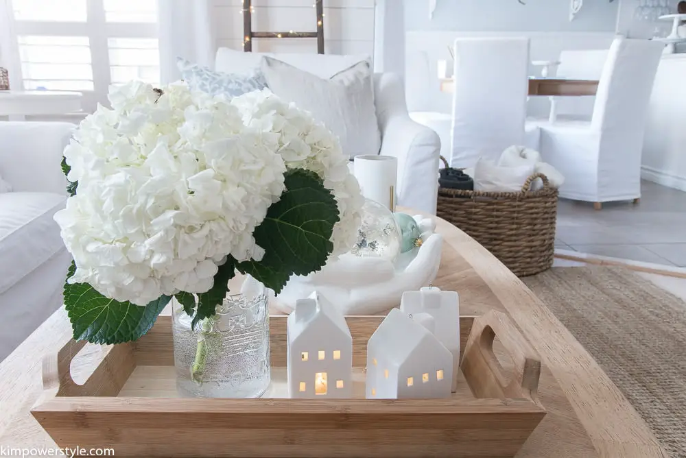 Neutral winter decor: how to decorate after Christmas