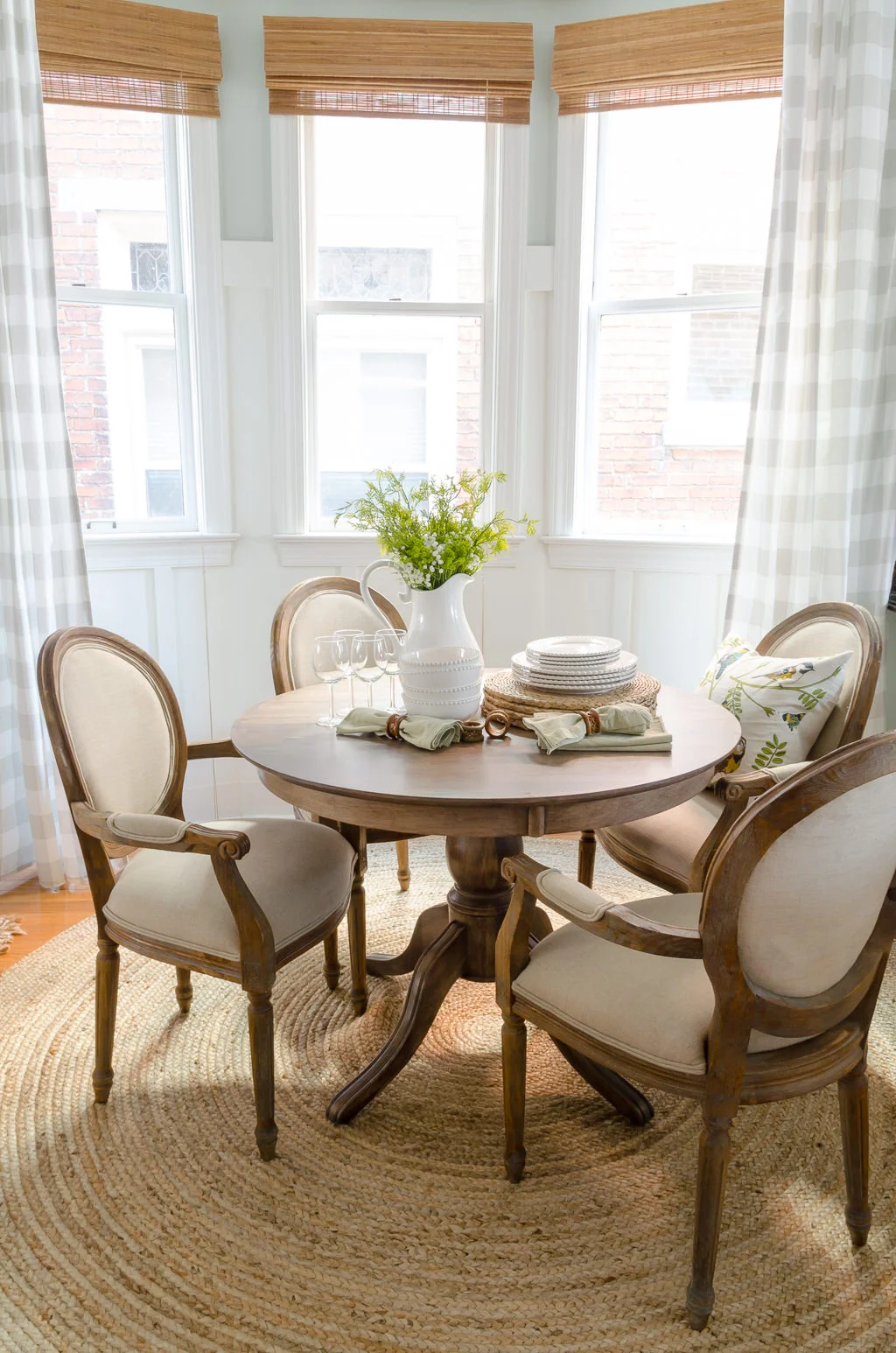 How to get the Farmhouse Style Dining Room