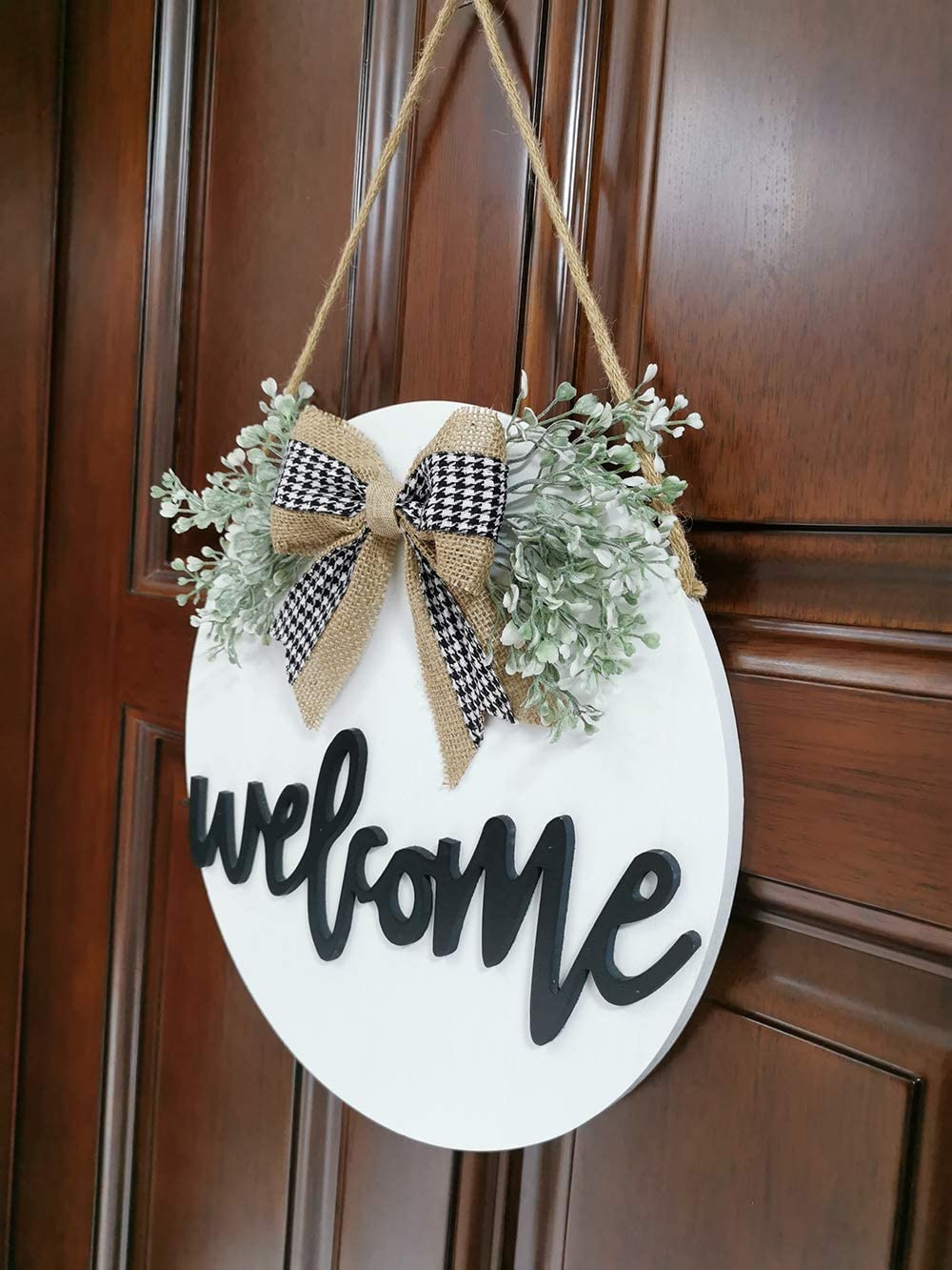 farmhouse welcome sign