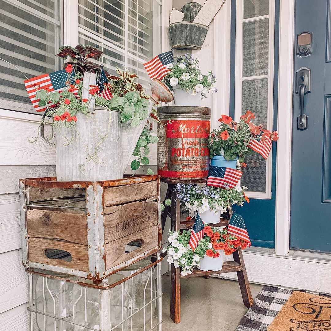 Fourth-of-July-Front-Porch-Decor