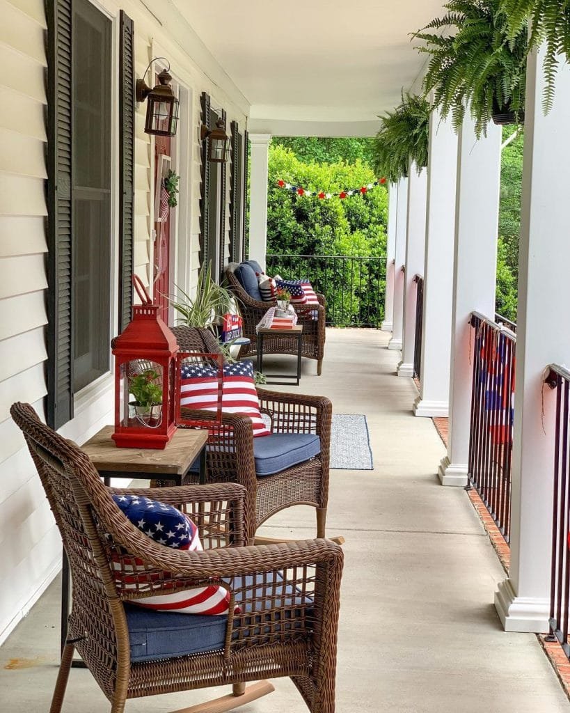 Front Porch Decor Ideas for a Cheerful Fourth of July