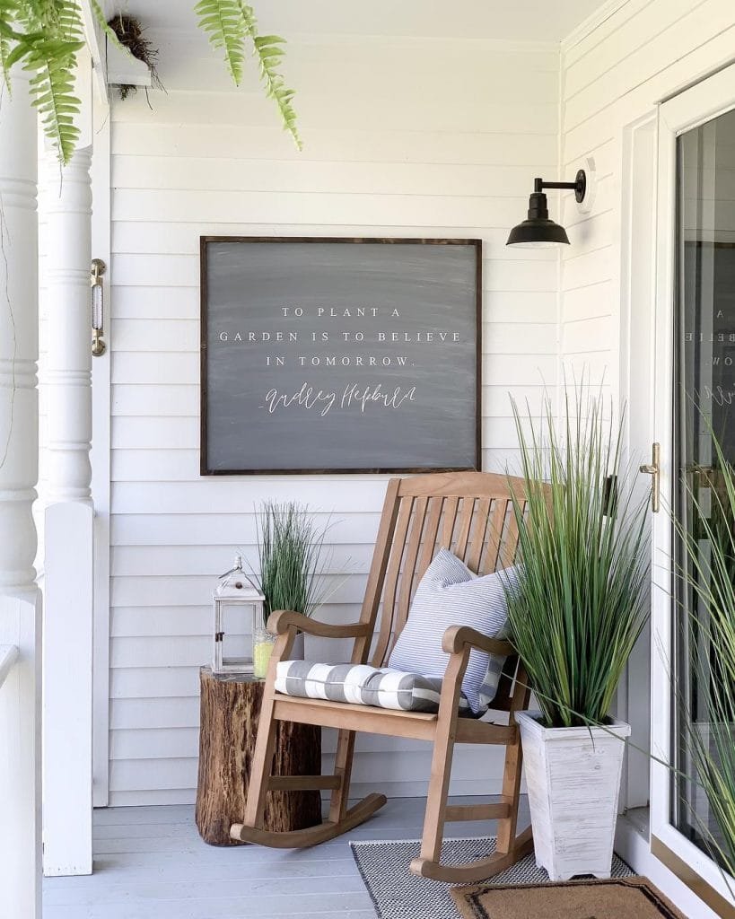 Front Porch Ideas For A Relaxing & Bright Summer Decor