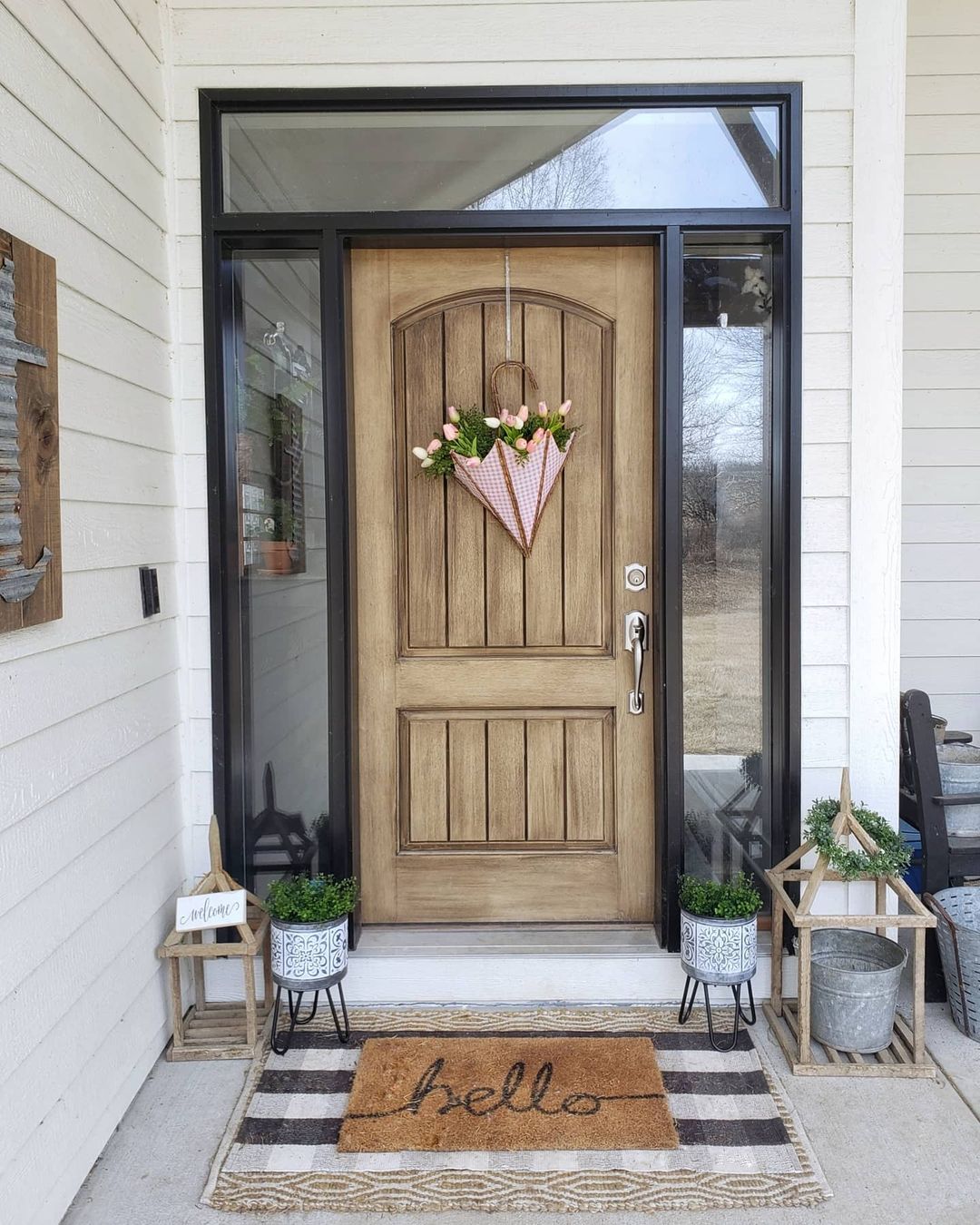 spring_porch_decorating_tips_accents