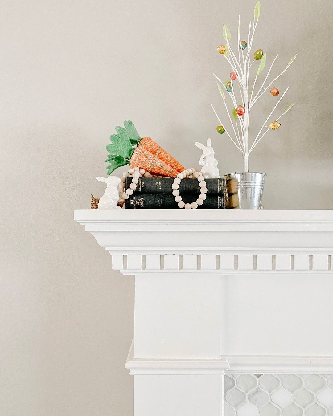 10 Creative Ways to Style Your Mantel for Spring