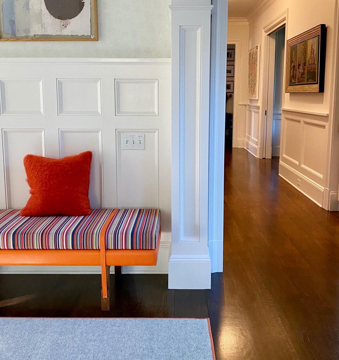 10 Ways to Make Your Entryway Bench Look More Inviting