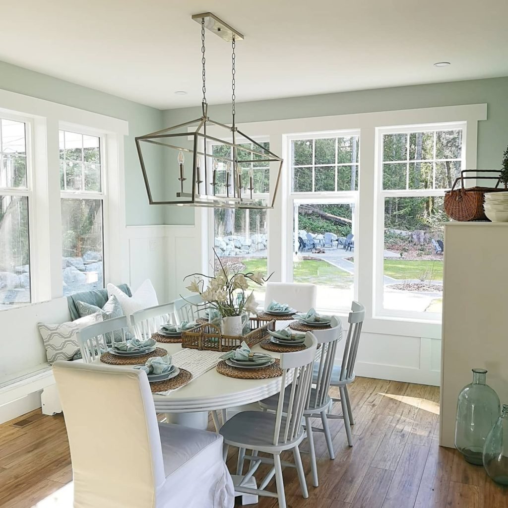 Curated visual reference: Fresh Look at Minimalism And Coastal Farmhouse Decor How To Avoid A Cluttered
