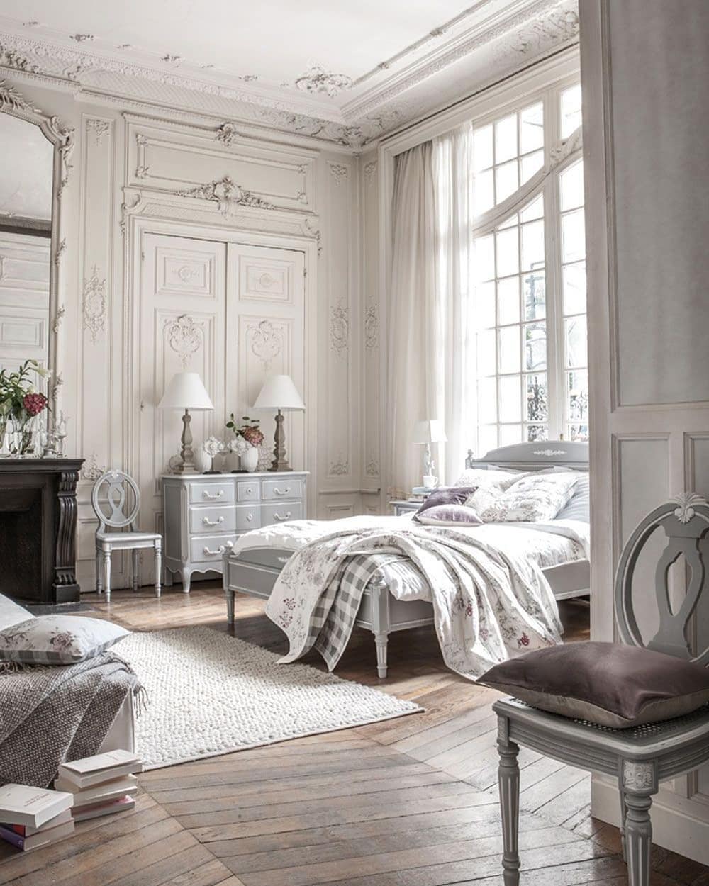 Embrace Rustic Elegance: How to Create a French Country Bedroom Retreat