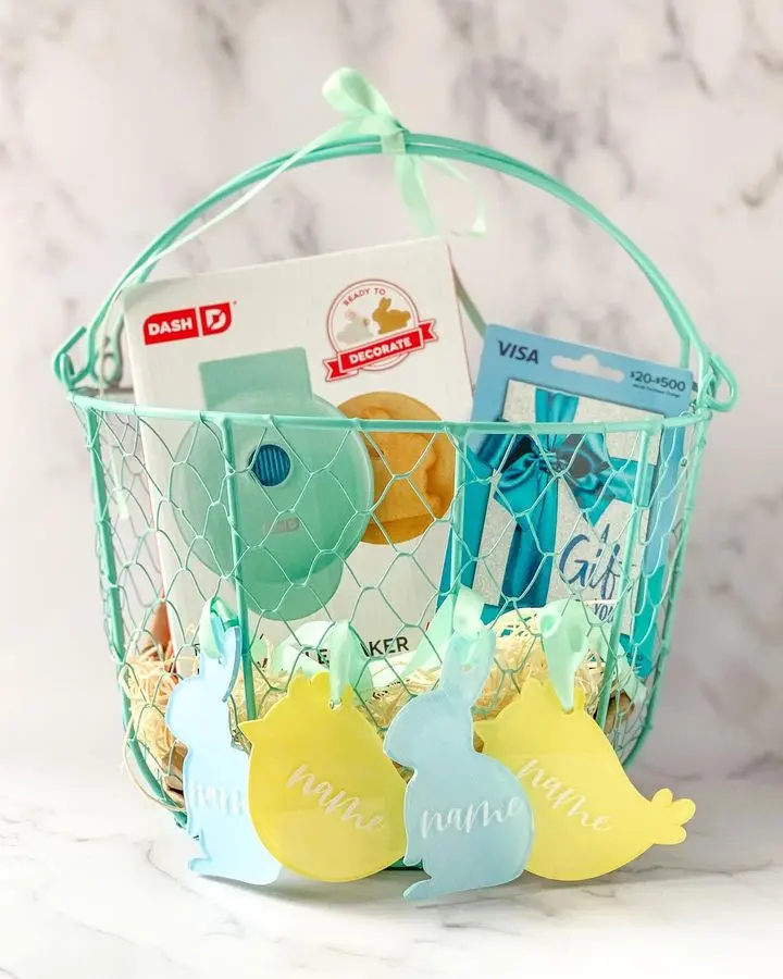 there is no bette option than to choose a wire mesh wire basket gift container for those delicate easter eggs and easter gifts.